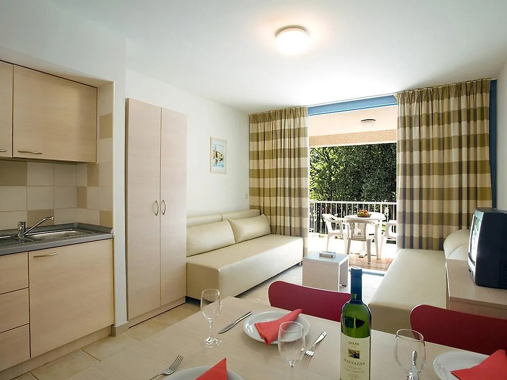 Feriepark Eurocamp Mobile Homes At Fkk Nudist Campsite Solaris Tar-Vabriga