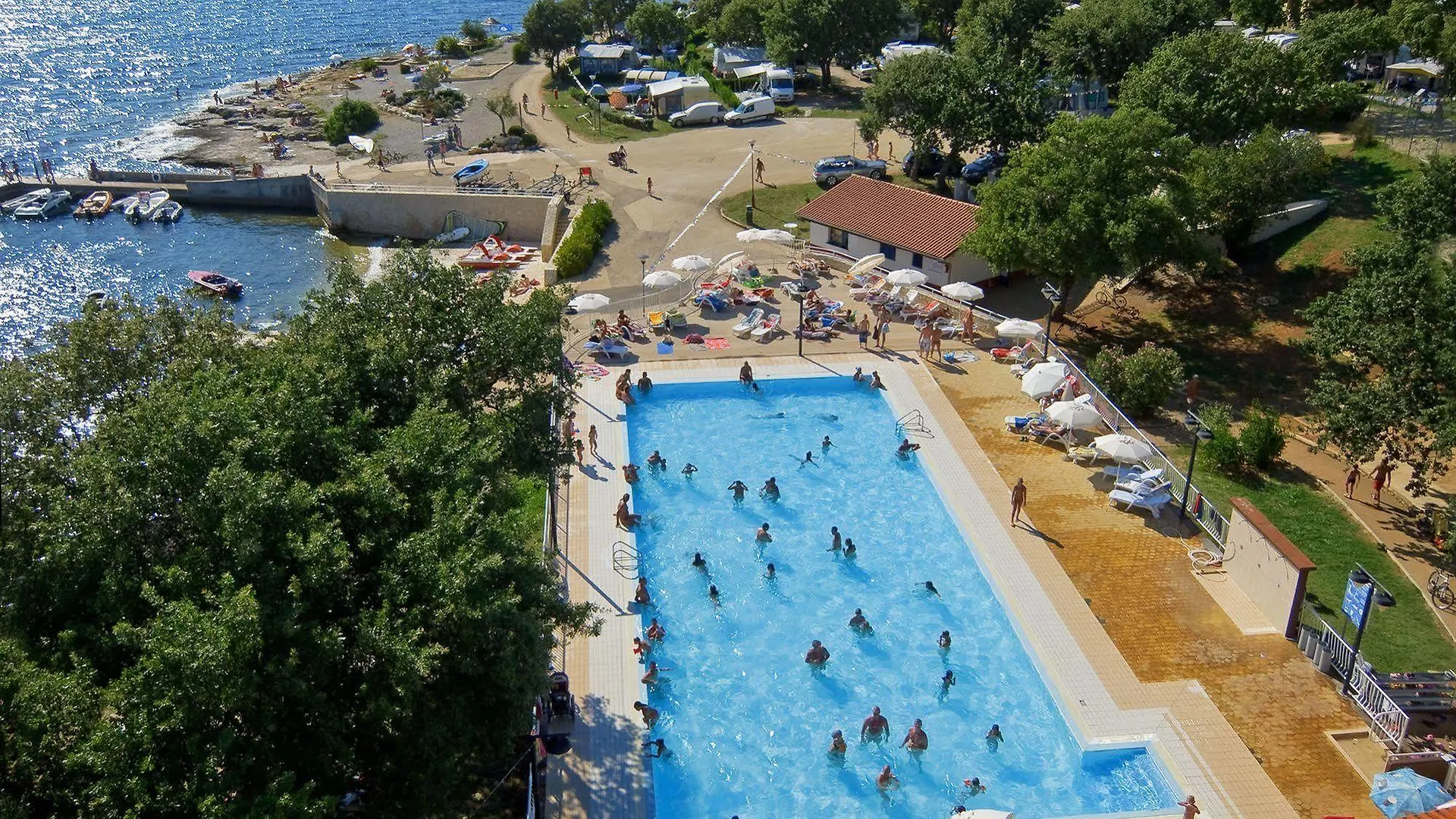 Eurocamp Mobile Homes At Fkk Nudist Campsite Solaris Tar-Vabriga Kroatien