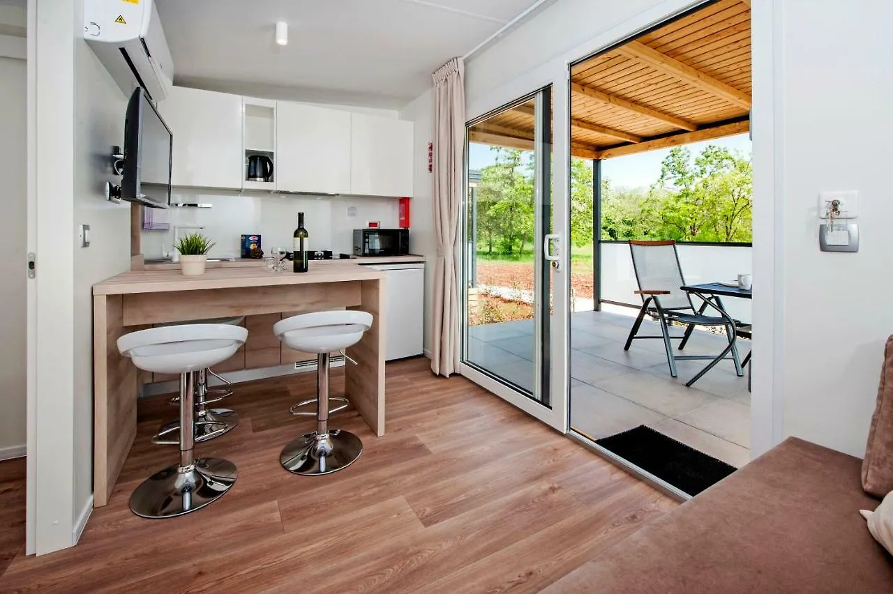 Eurocamp Mobile Homes At Fkk Nudist Campsite Solaris Tar-Vabriga Feriepark